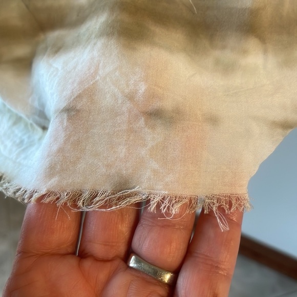 XCVI RAYON 3/4 sleeve tie dye blouse / top V neck raw edges boho stretch back M - Picture 6 of 15